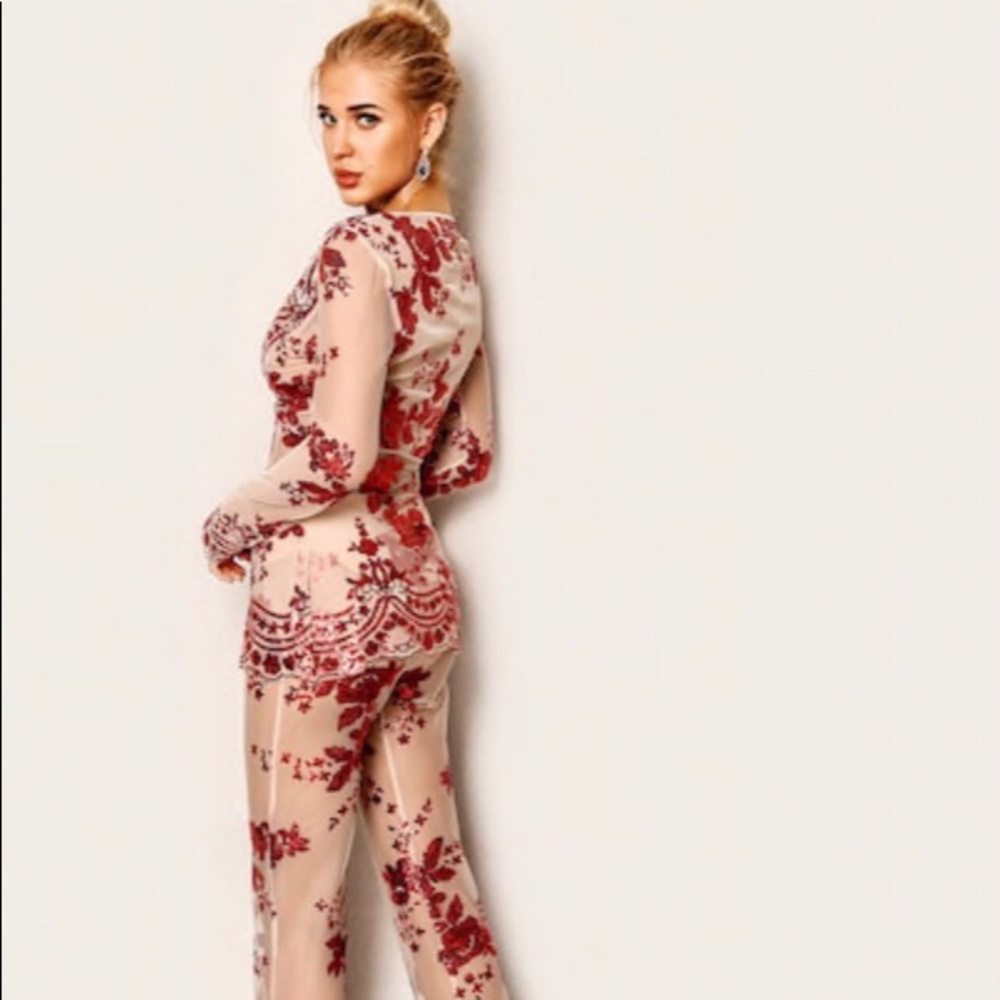 ❤️Sequin Pants Set❤️ - Picture 2 of 7